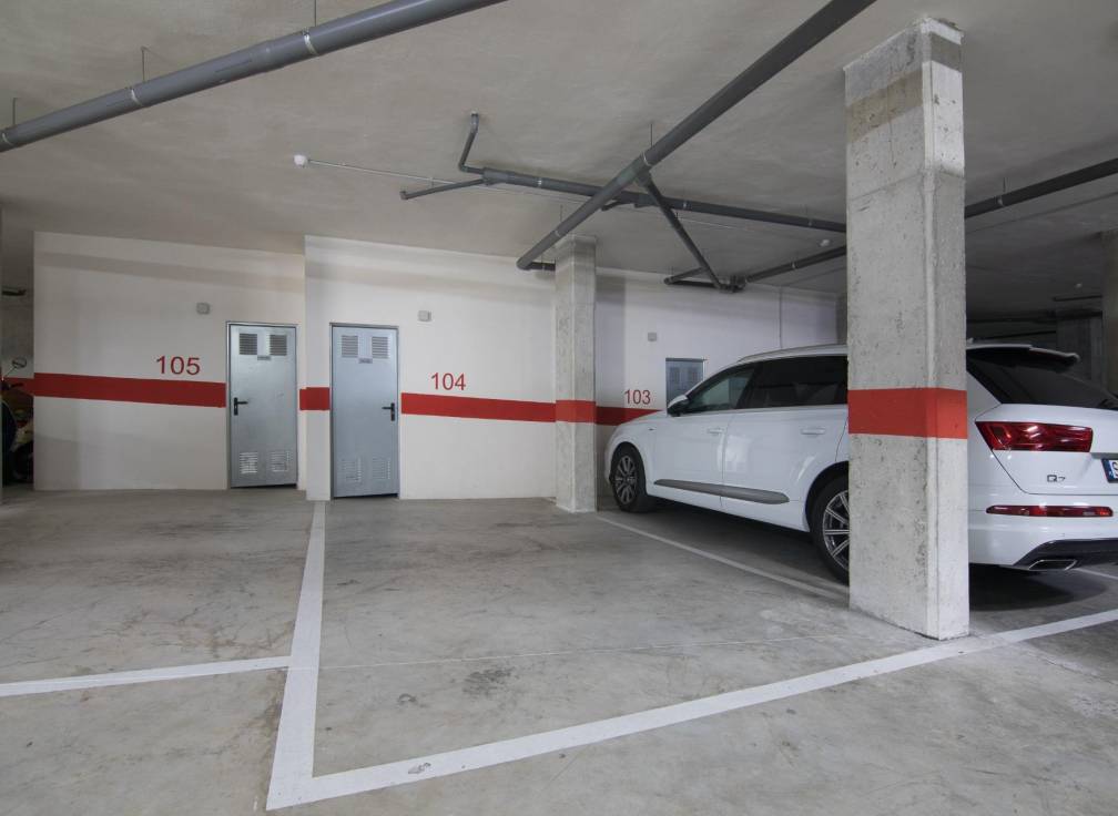 Resale - Apartment - Arenales del Sol - Calle valladolid