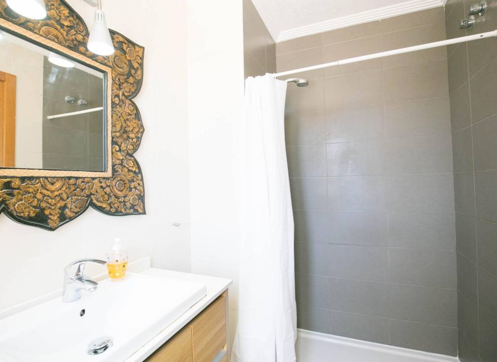 Resale - Apartment - Arenales del Sol - Calle valladolid