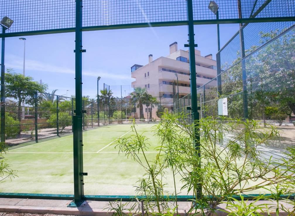 Resale - Apartment - Arenales del Sol - Calle valladolid