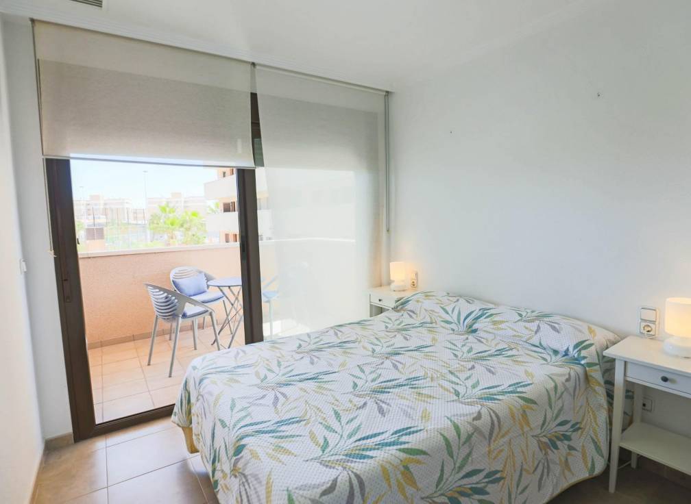 Resale - Apartment - Arenales del Sol - Calle valladolid