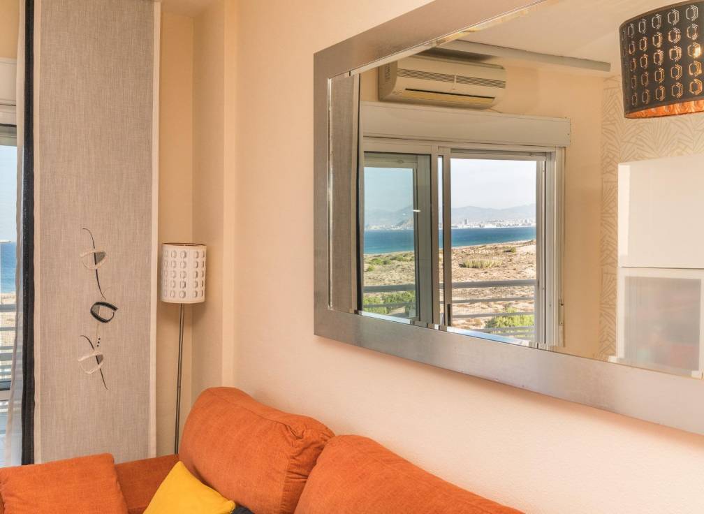 Resale - Apartment - Arenales del Sol - Zona paseo maritimo