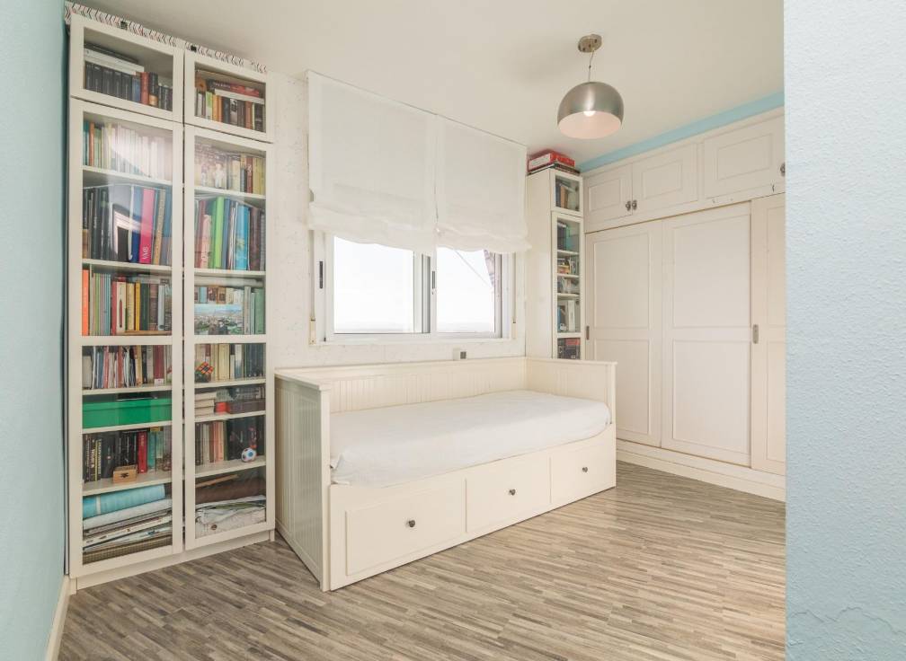 Resale - Apartment - Arenales del Sol - Zona paseo maritimo