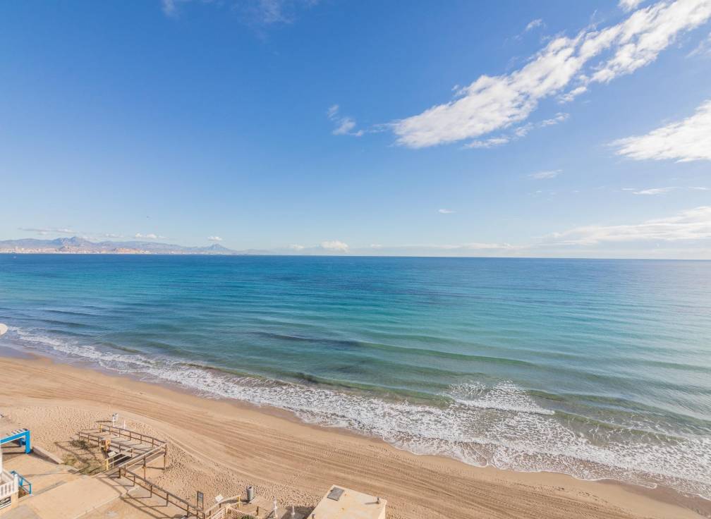 Resale - Apartment - Arenales del Sol