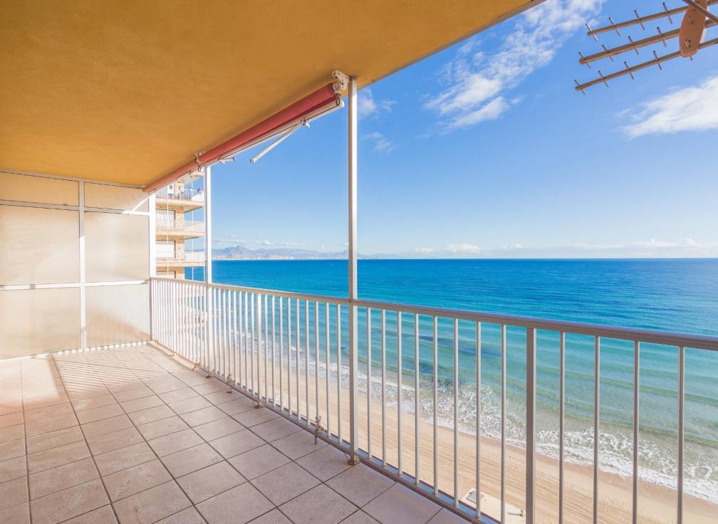 Resale - Apartment - Arenales del Sol