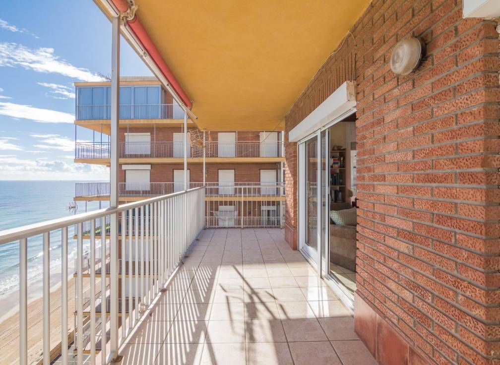 Resale - Apartment - Arenales del Sol