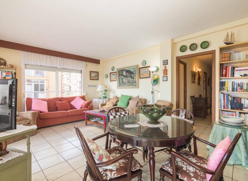 Resale - Apartment - Arenales del Sol