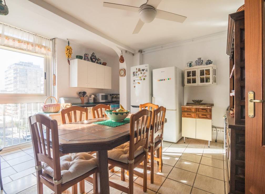 Resale - Apartment - Arenales del Sol