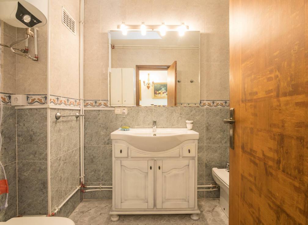 Resale - Apartment - Arenales del Sol