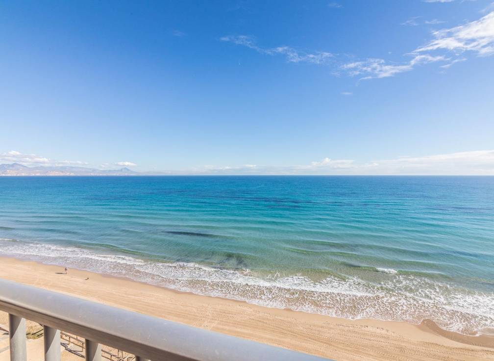 Resale - Apartment - Arenales del Sol