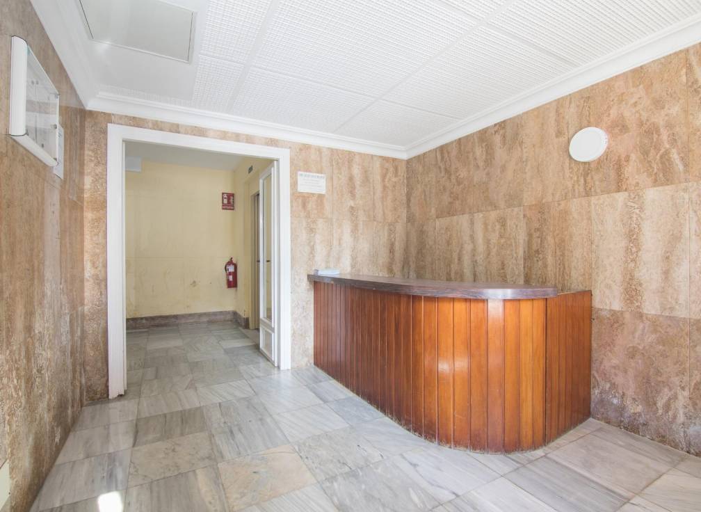 Resale - Apartment - Arenales del Sol