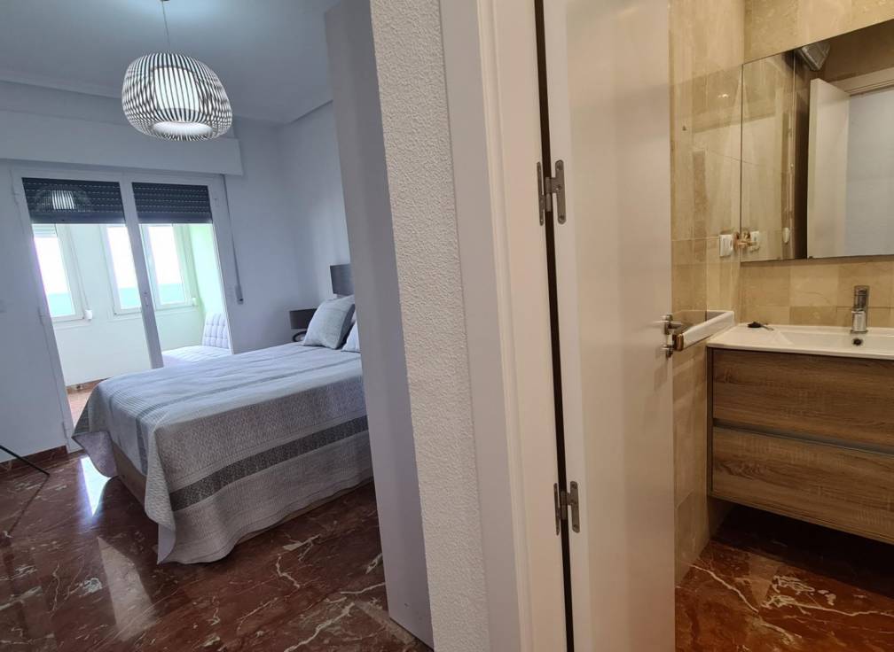 Resale - Apartment - Arenales del Sol