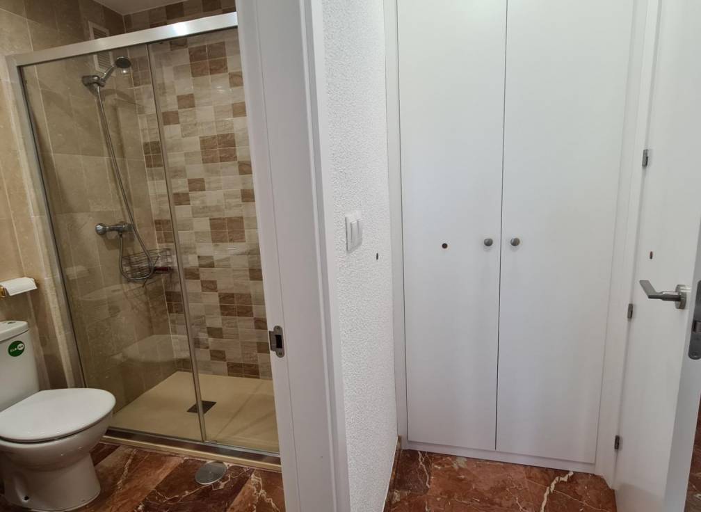 Resale - Apartment - Arenales del Sol