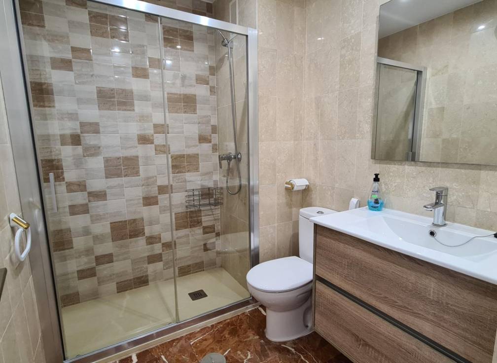 Resale - Apartment - Arenales del Sol