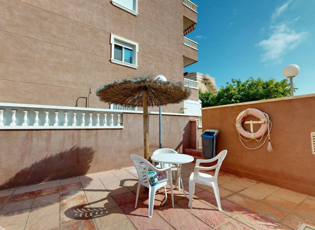 Resale - Apartment - Arenales del Sol