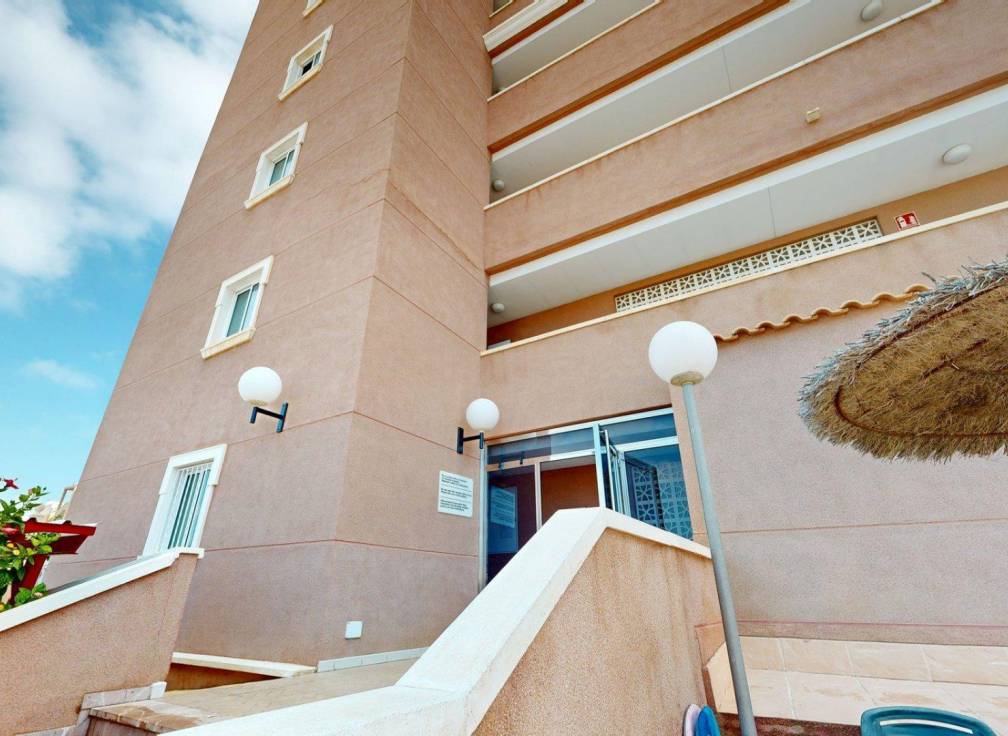 Resale - Apartment - Arenales del Sol