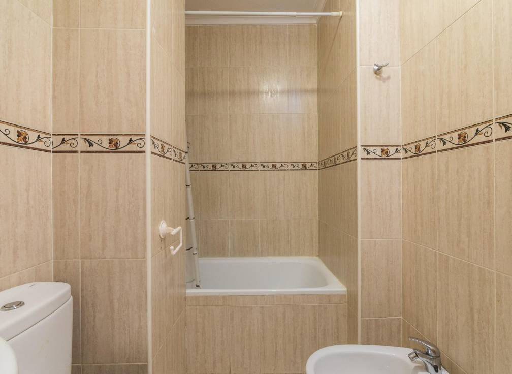 Resale - Apartment - El altet