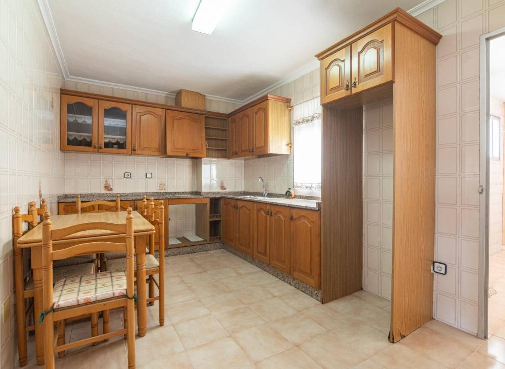 Resale - Apartment - El altet