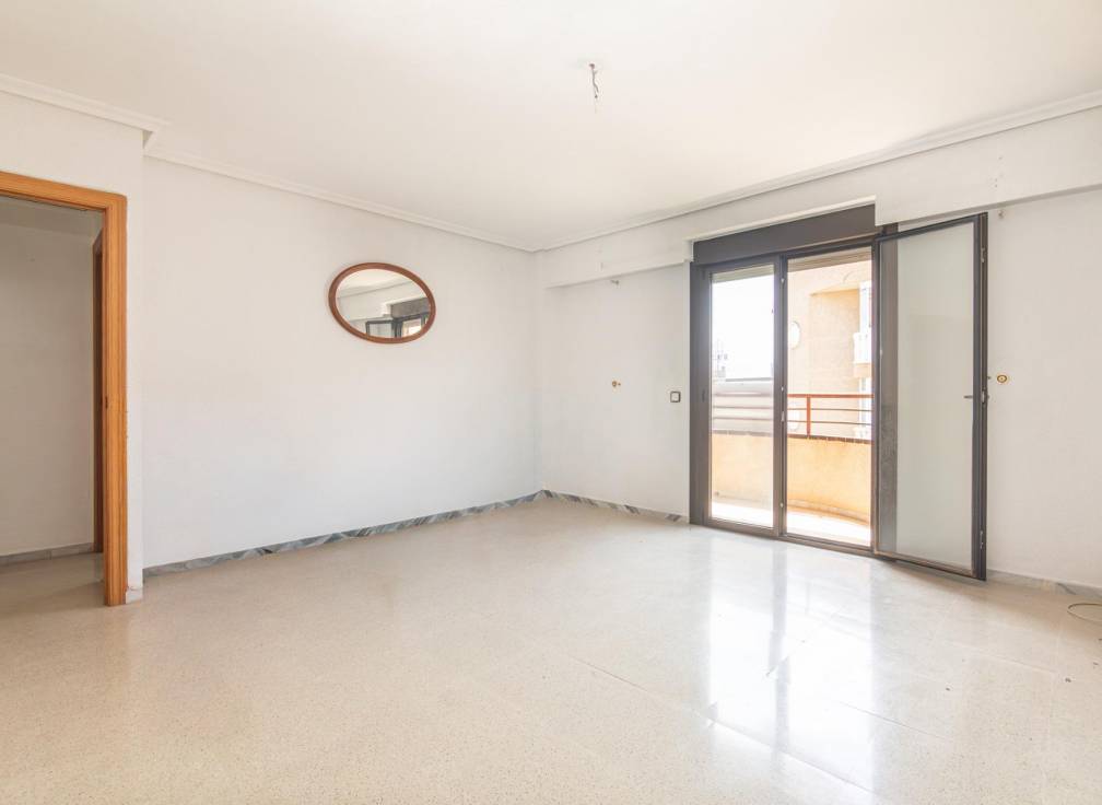Resale - Apartment - El altet