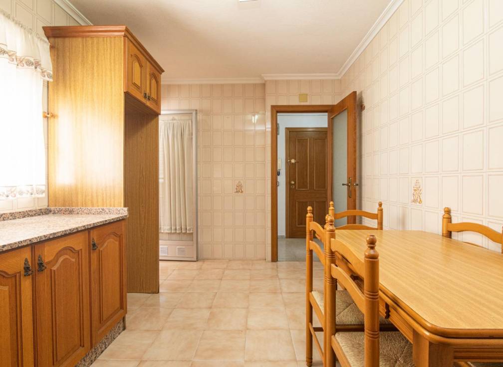 Resale - Apartment - El altet