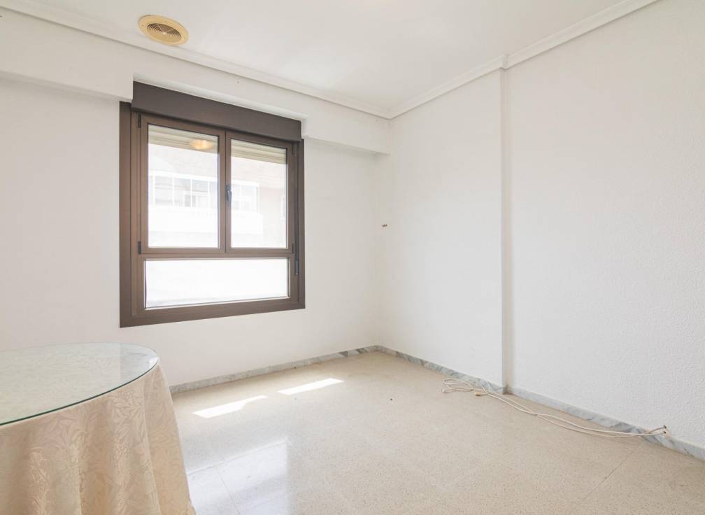 Resale - Apartment - El altet