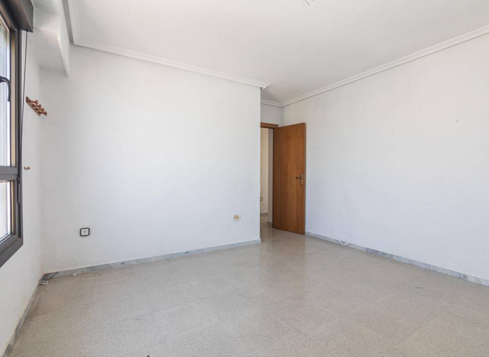 Resale - Apartment - El altet