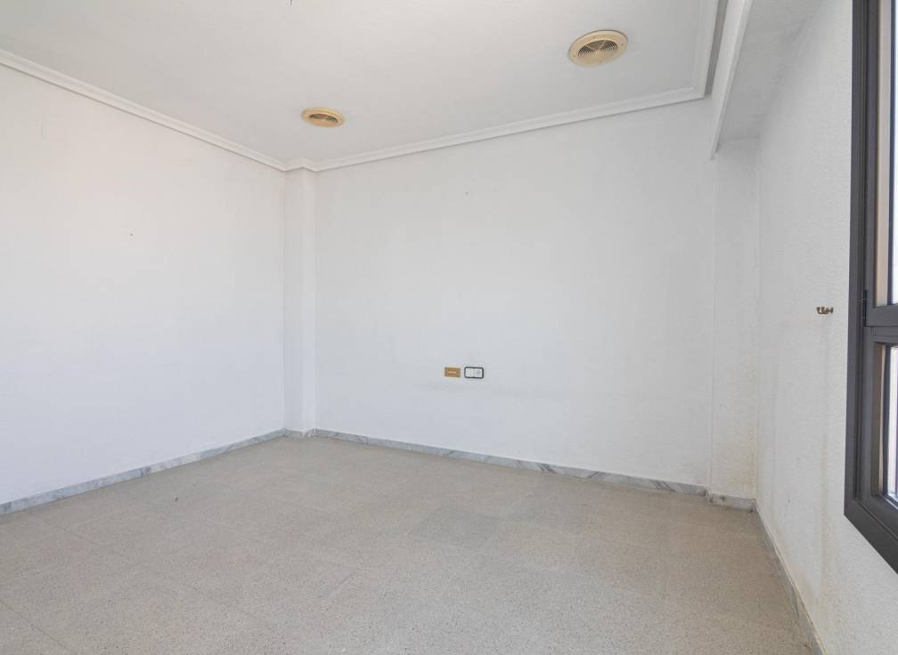 Resale - Apartment - El altet