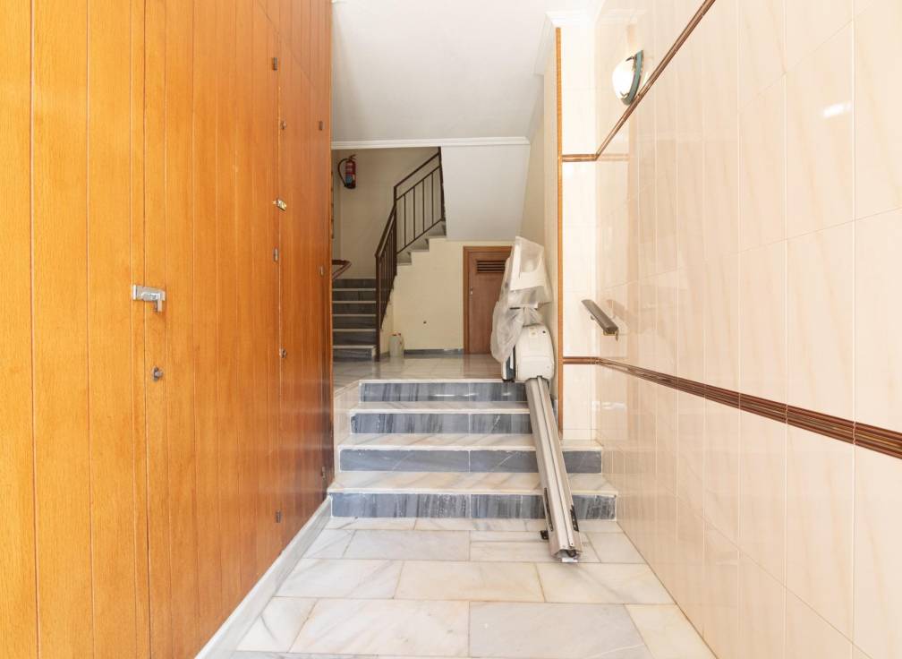 Resale - Apartment - El altet