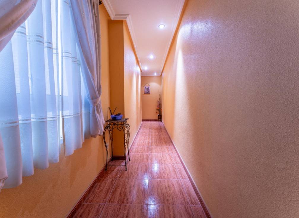 Resale - Apartment - Elche - Sector Quinto