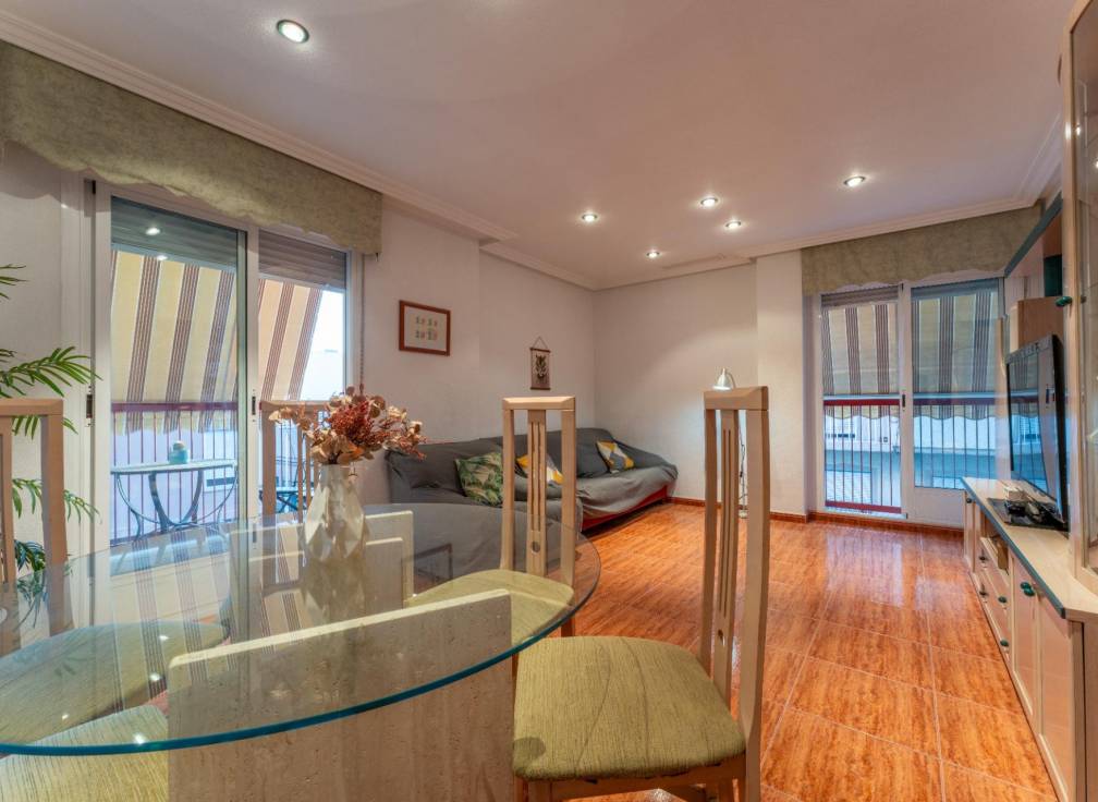 Resale - Apartment - Elche - Sector Quinto