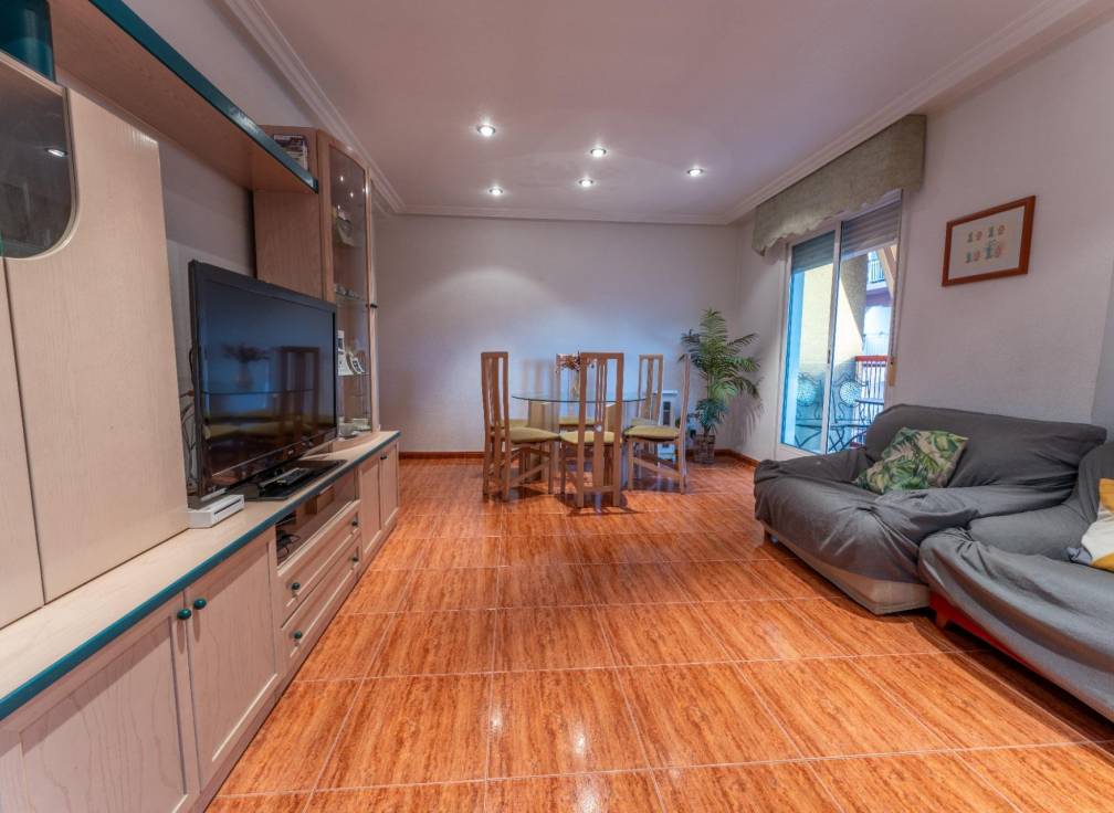 Resale - Apartment - Elche - Sector Quinto