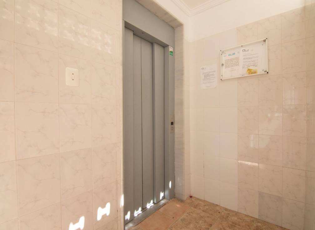 Resale - Apartment - Santa Pola - Calas de Santiago Bernabeu