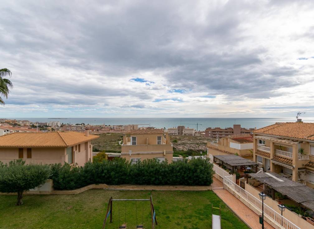 Resale - Apartment - Santa Pola - Calas de Santiago Bernabeu