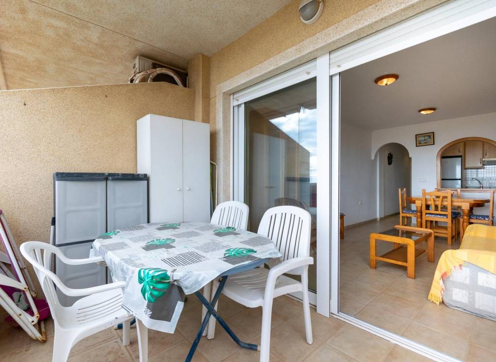 Resale - Apartment - Santa Pola - Calas de Santiago Bernabeu