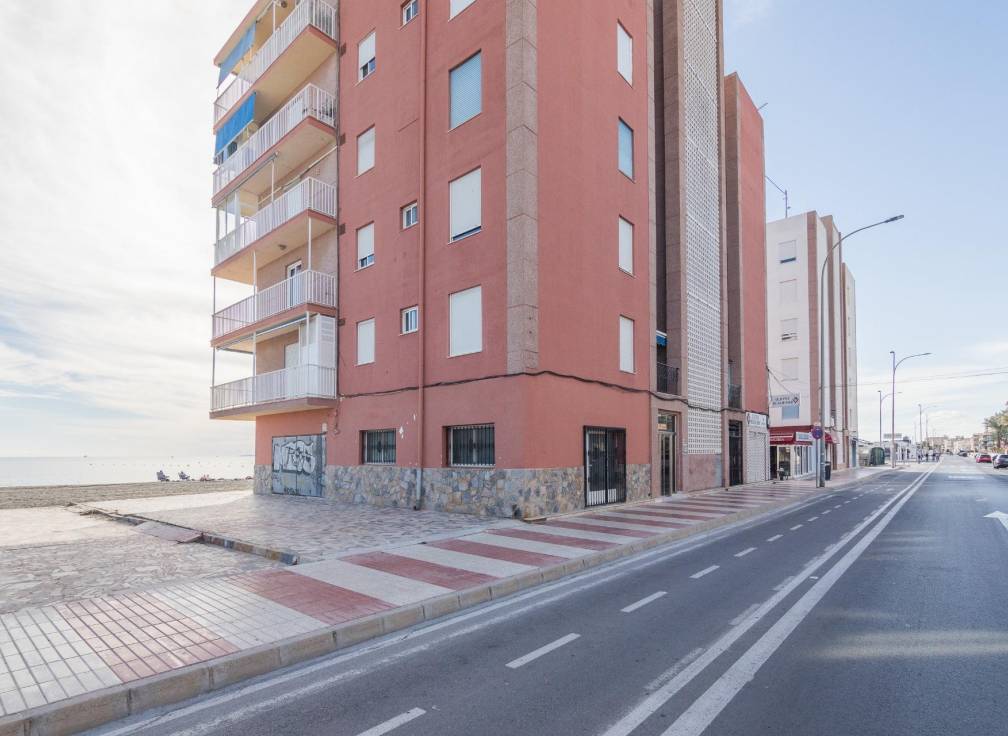 Resale - Apartment - Santa Pola - Centro