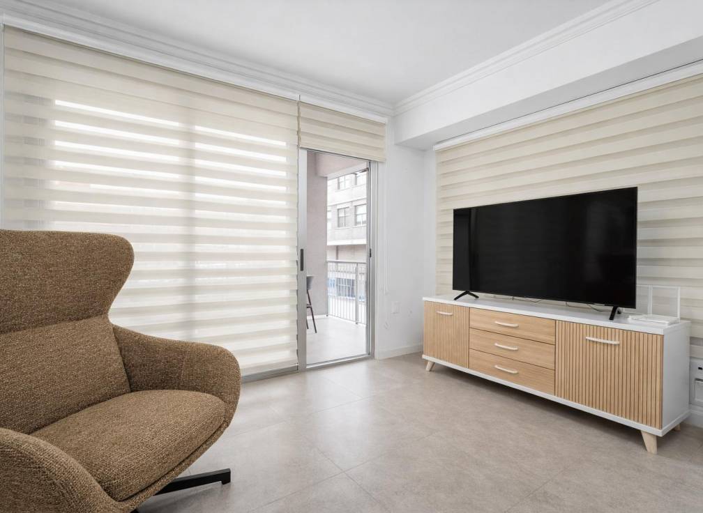 Resale - Apartment - Santa Pola - Centro