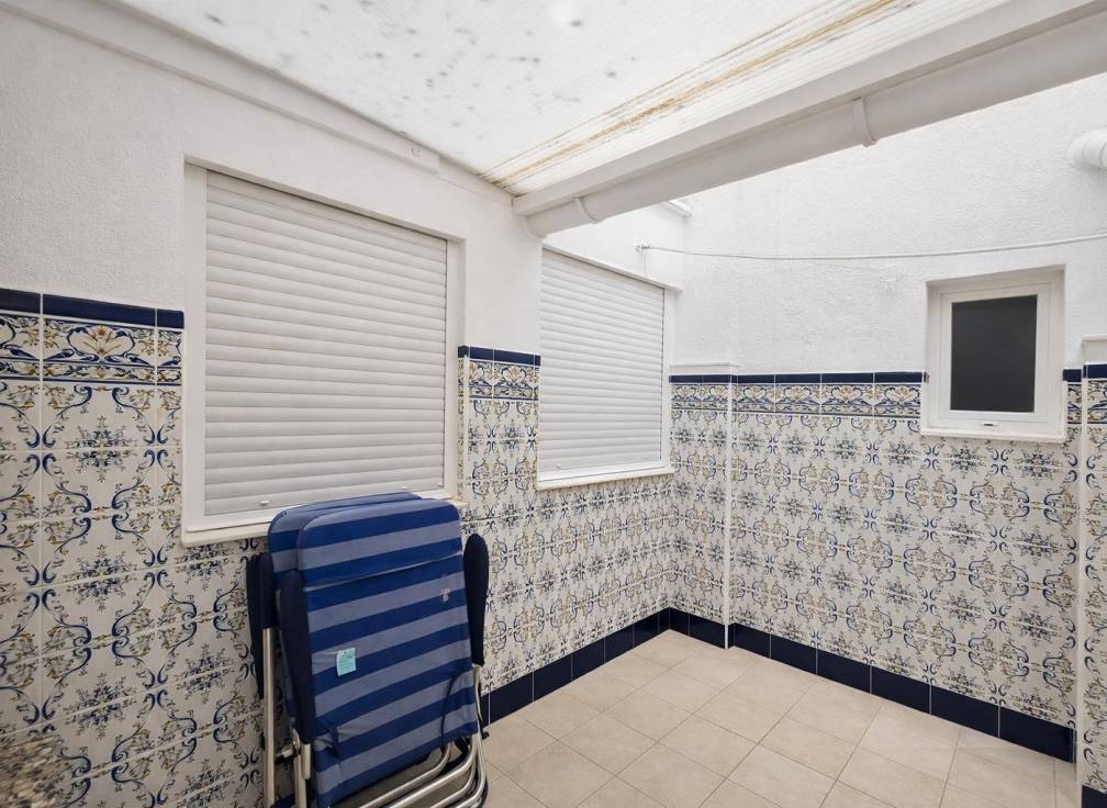 Resale - Apartment - Santa Pola - Centro