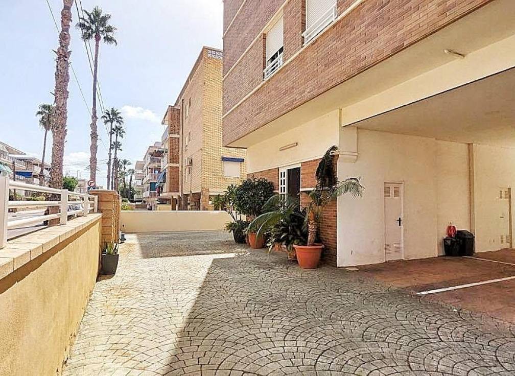 Resale - Apartment - Santa Pola - Gran Playa
