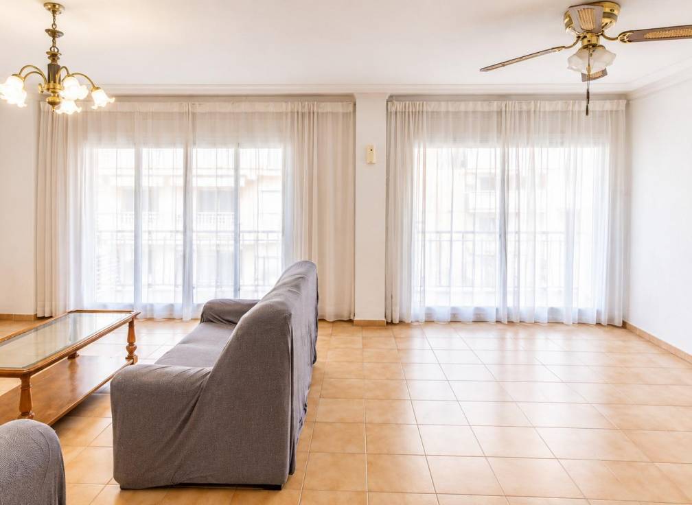 Resale - Apartment - Santa Pola - Playa Levante