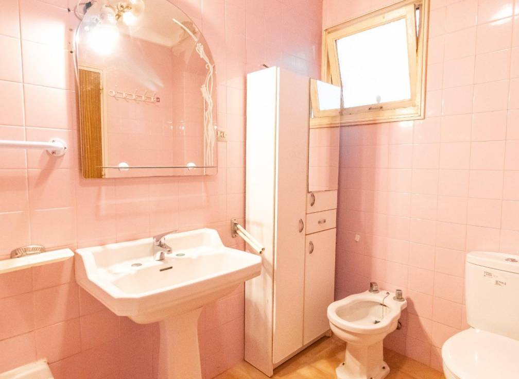 Resale - Apartment - Santa Pola - Playa Levante