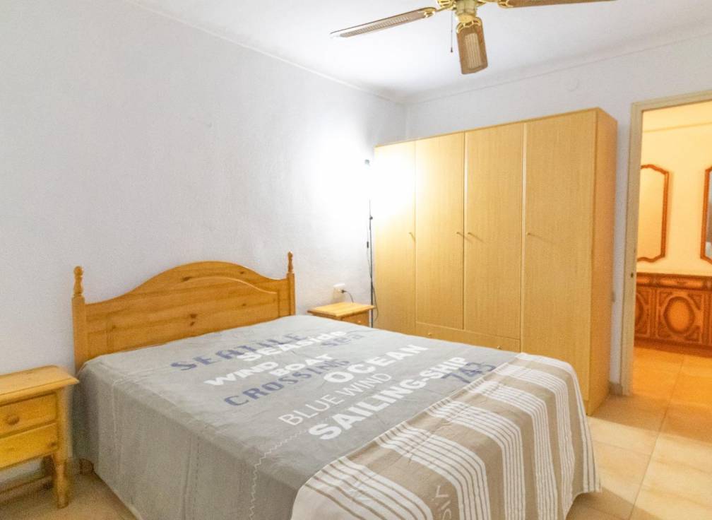 Resale - Apartment - Santa Pola - Playa Levante