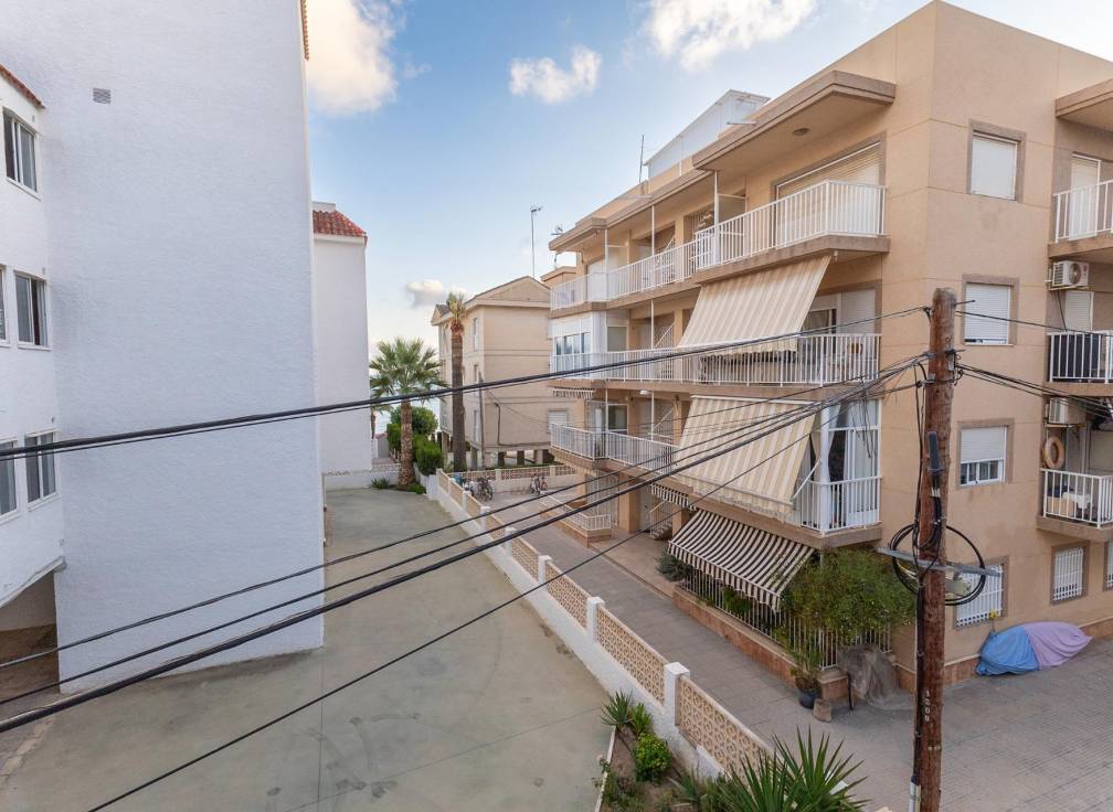 Resale - Apartment - Santa Pola - Santiago bernabeu