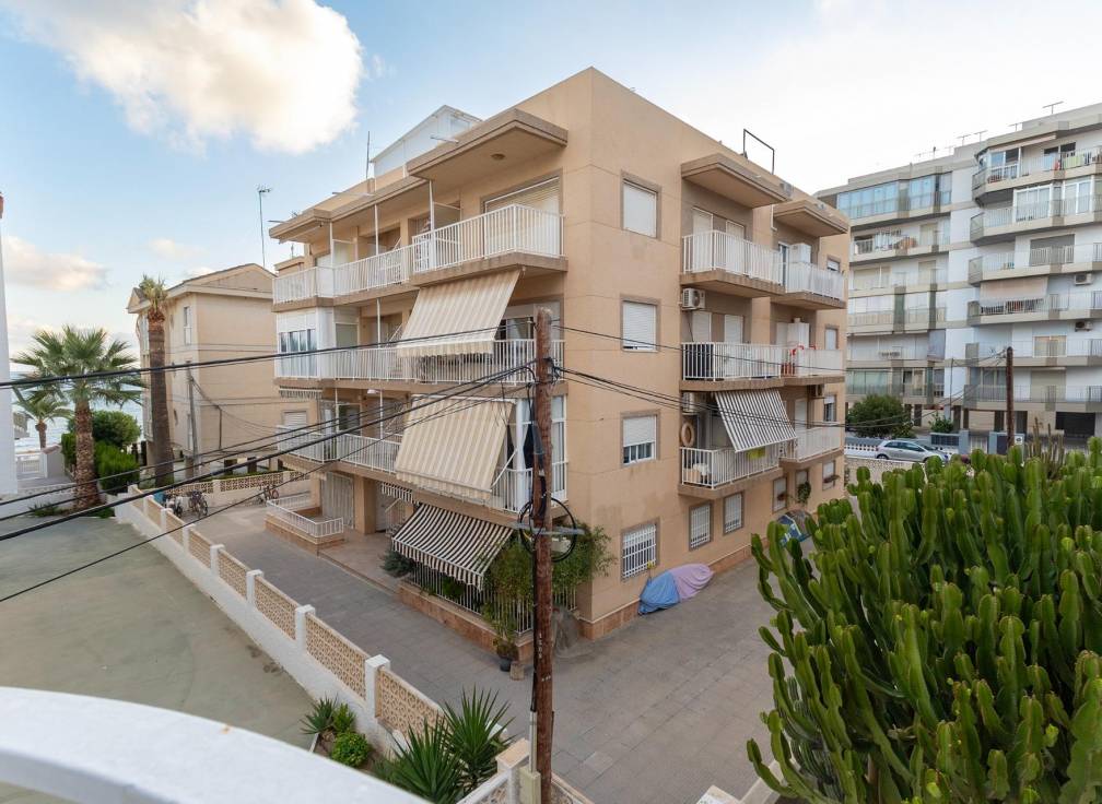 Resale - Apartment - Santa Pola - Santiago bernabeu