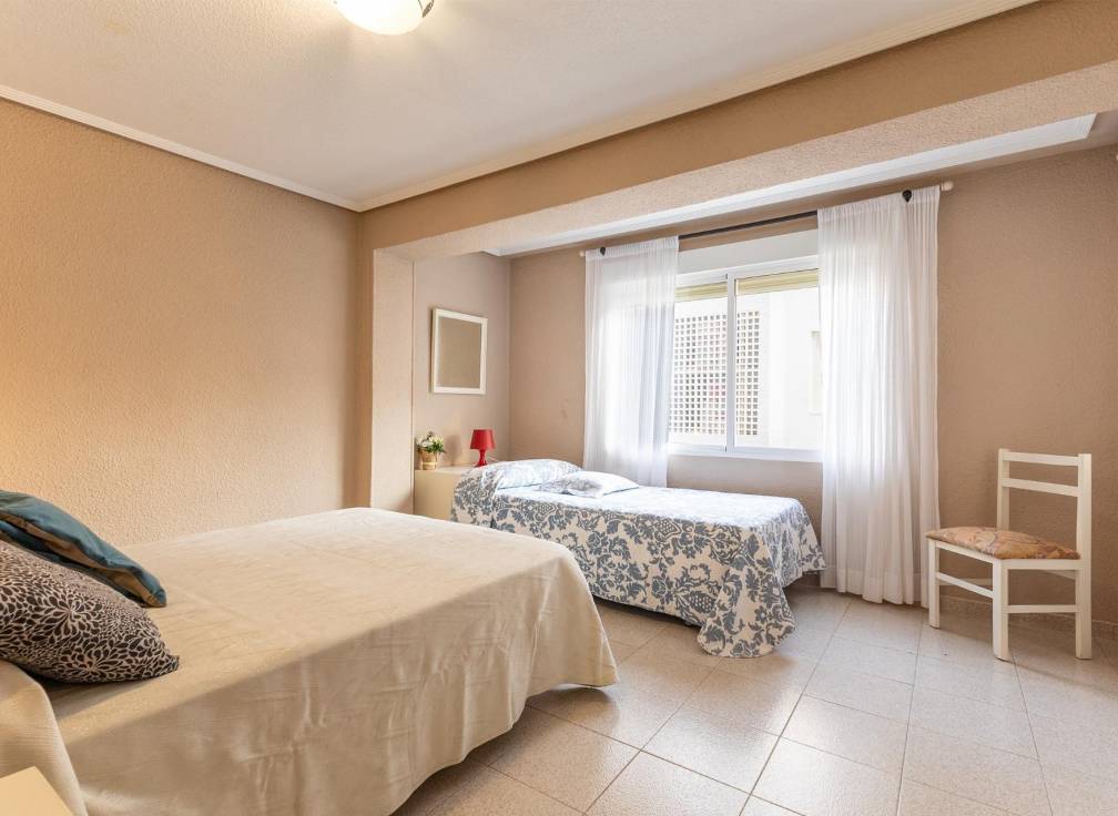 Resale - Apartment - Santa Pola - Santiago bernabeu