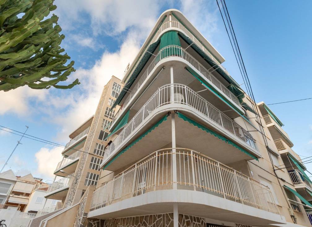 Resale - Apartment - Santa Pola - Santiago bernabeu