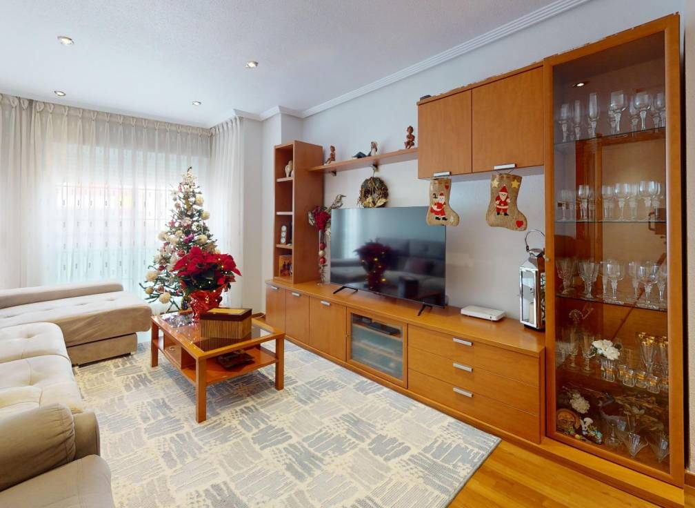 Resale - Apartment - Santa Pola - Santiago bernabeu
