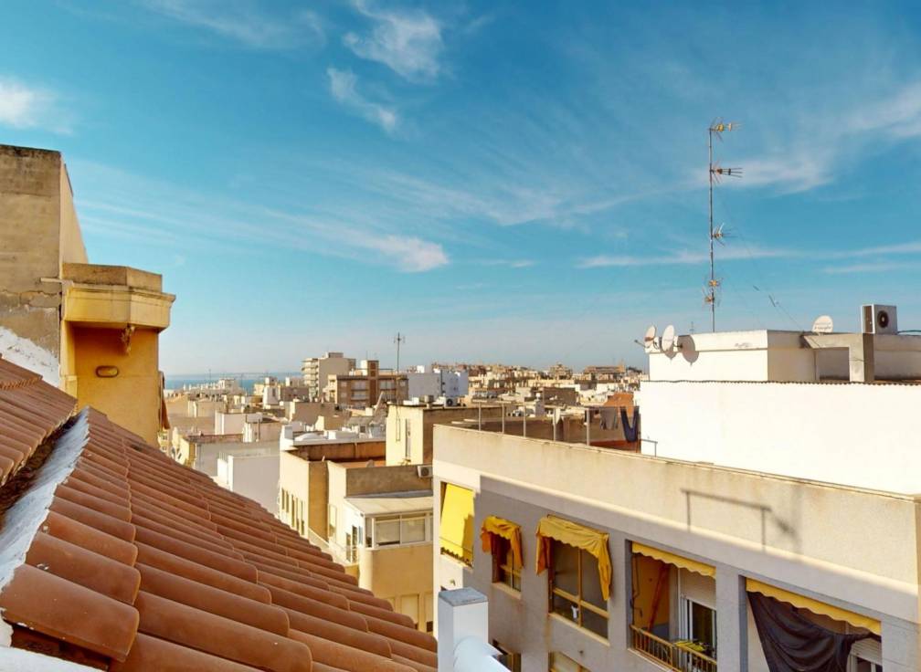 Resale - Apartment - Santa Pola - Santiago bernabeu