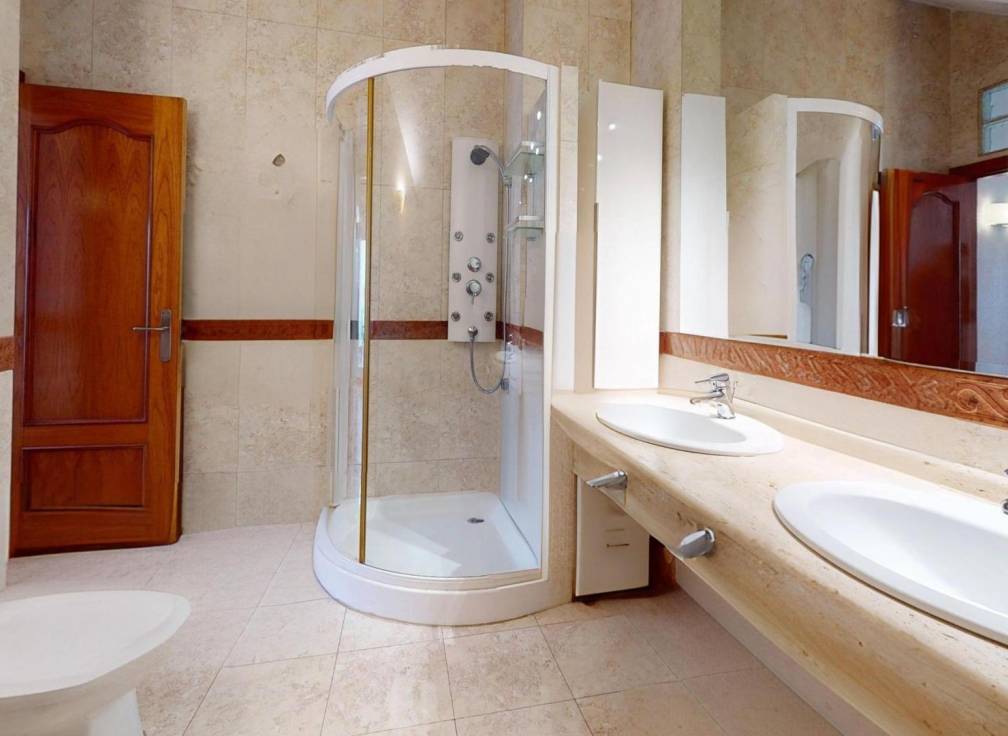 Resale - Apartment - Santa Pola - Santiago bernabeu