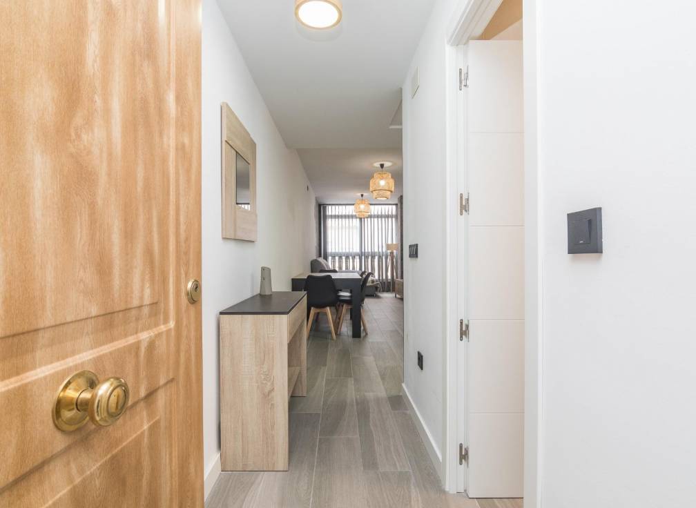 Resale - Apartment - Torrevieja - Playa del Cura