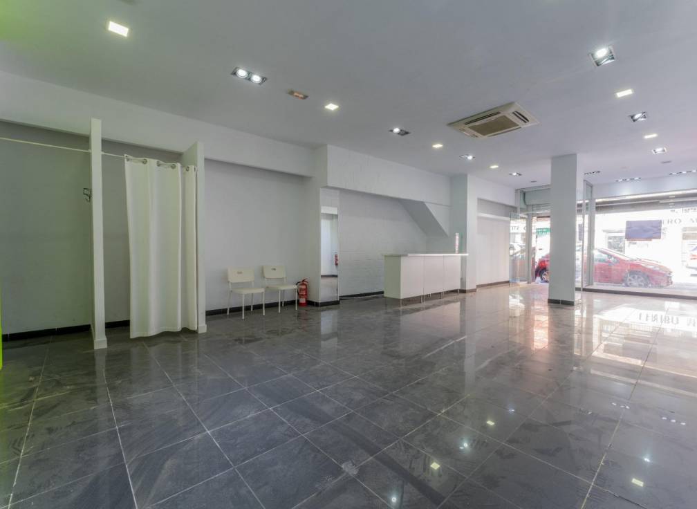 Resale - Building - Elche - Centro