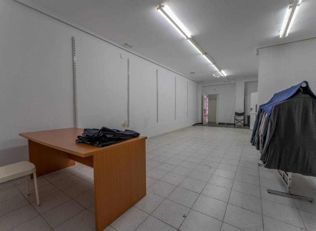 Resale - Building - Elche - Centro